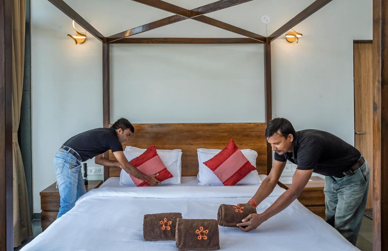 Saffronstays Falcon Hill, Lonavala - Luxury Villa With Infinity Pool Near Lion'S Point Exterior photo